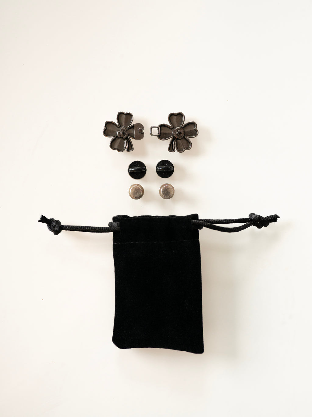 Clover Waist Pin Adjuster - Jeans Tightener