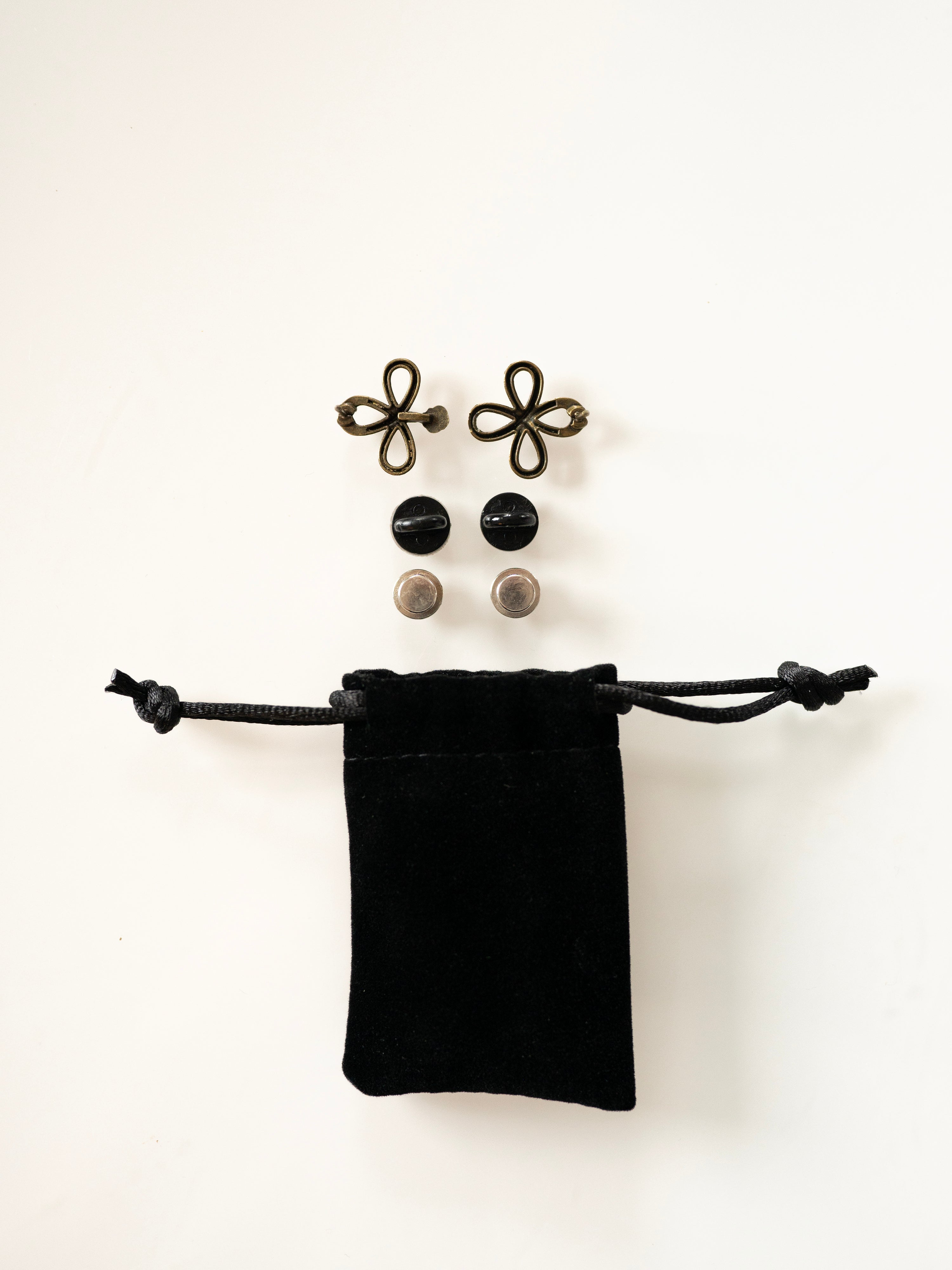 Flower Waist Pin Adjuster - Jeans Tightener